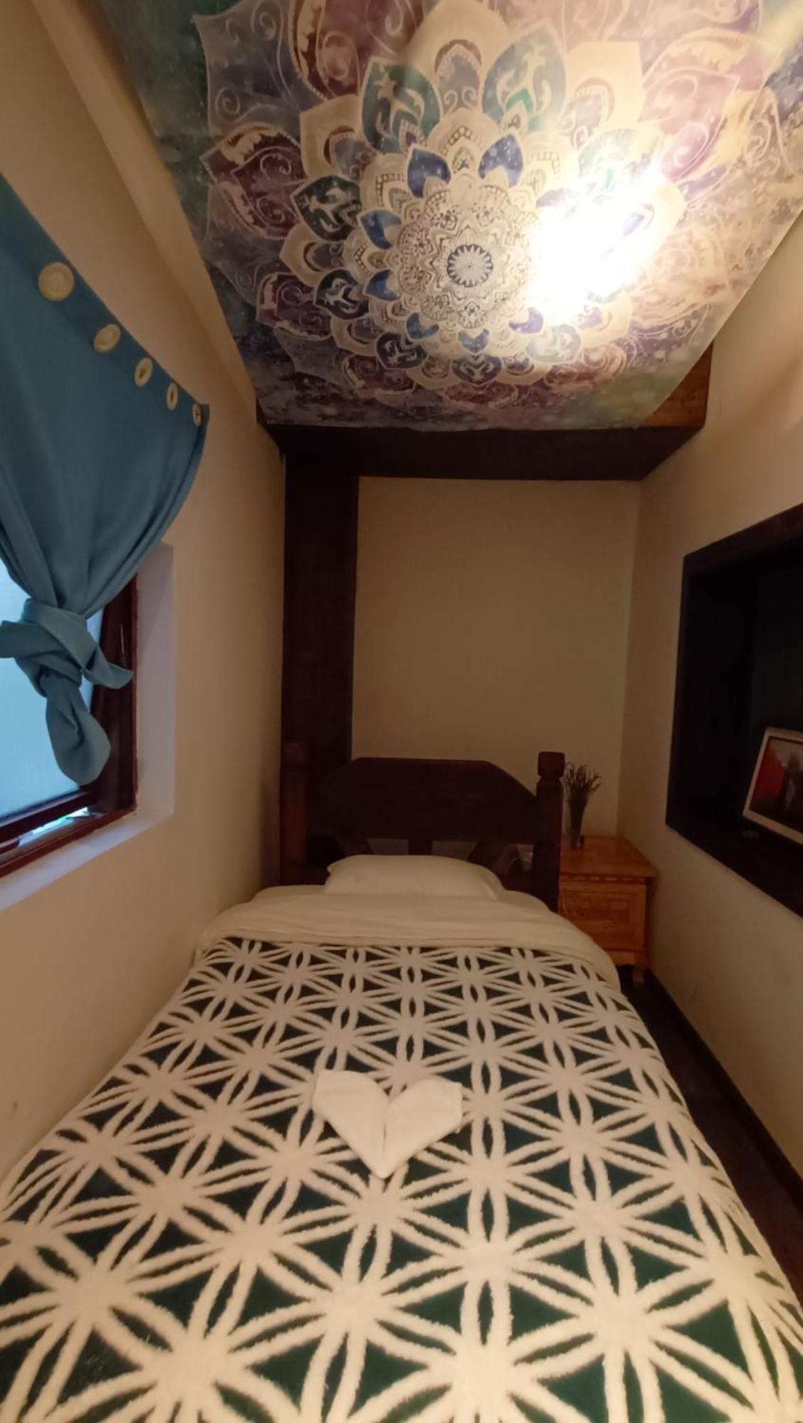 Energy Space Healing Inn Shangri-La Ngoại thất bức ảnh