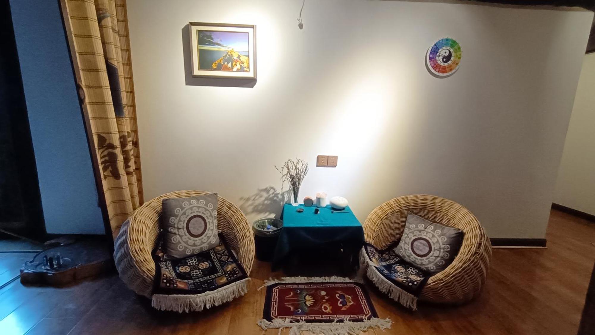 Energy Space Healing Inn Shangri-La Ngoại thất bức ảnh