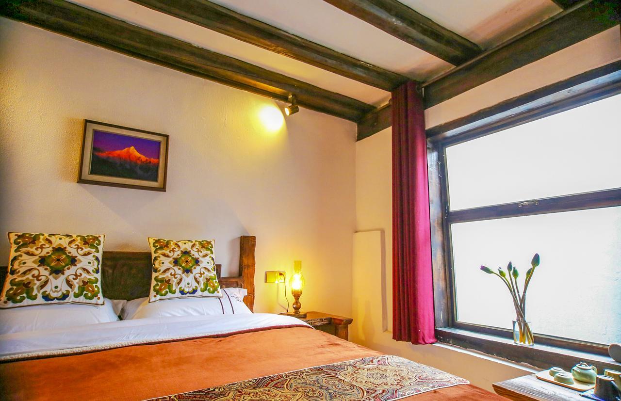 Energy Space Healing Inn Shangri-La Ngoại thất bức ảnh